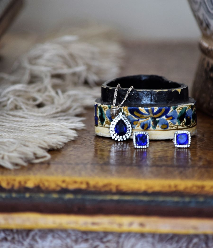 Vintage sapphire jewellery being considered for heirloom redesign